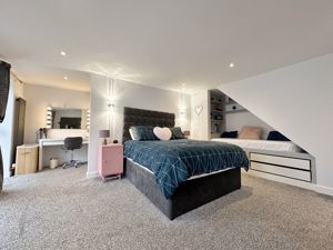 Photo 14- click for photo gallery